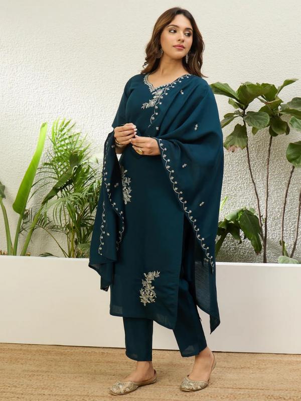 VP 9859 B Women’s Traditional Kurta Pant Set with Dupatta